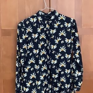 Navy print Button blouse with floral pattern